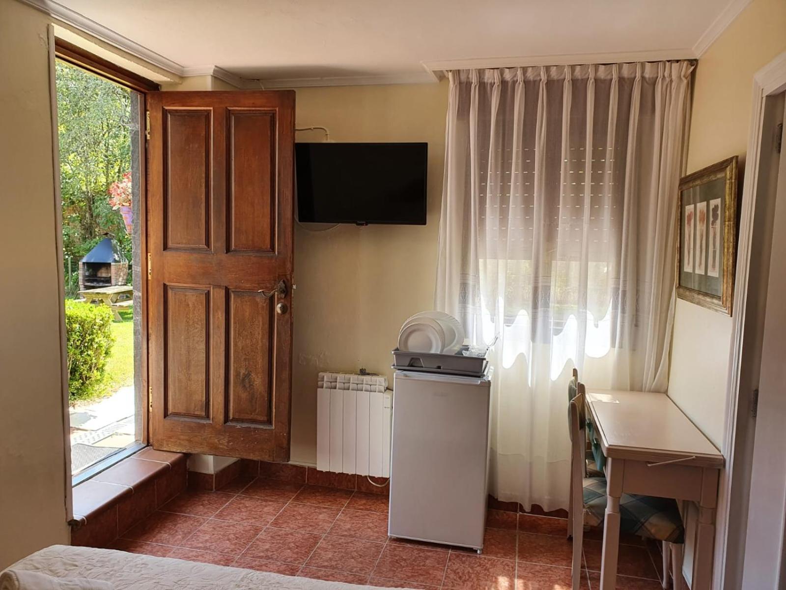Alojamiento Con Jardin Y Barbacoa Onís 객실 사진